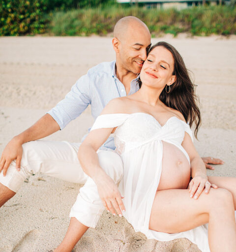 BeachSunriseMaternitySession_Miami-16-1-660x705(pp_w480_h512) BeachSunriseMaternitySession_Miami-16-1