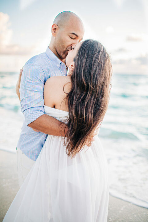 BeachSunriseMaternitySession_Miami-30-1-660x990(pp_w480_h720) BeachSunriseMaternitySession_Miami-30-1