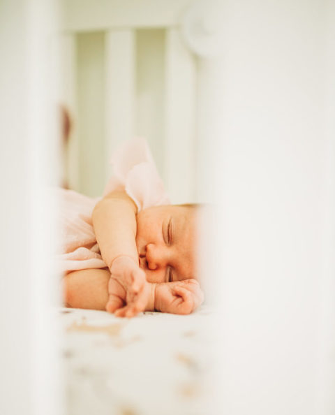 Miami_NewbornSession-11-660x817(pp_w480_h594) Miami_NewbornSession-11