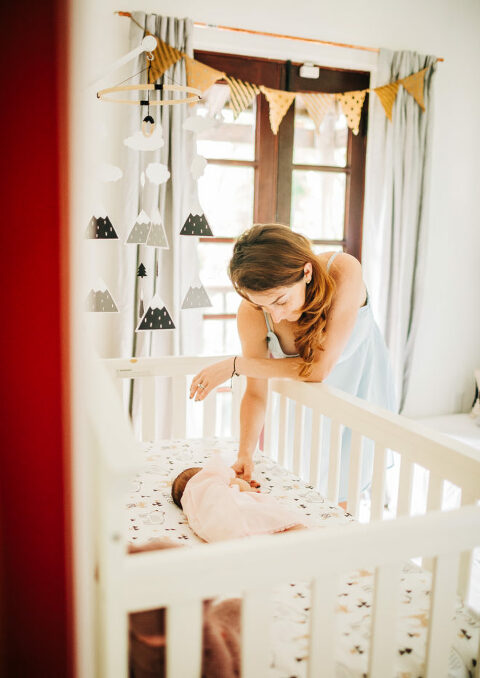 Miami_NewbornSession-14-1-660x933(pp_w480_h678) Miami_NewbornSession-14-1