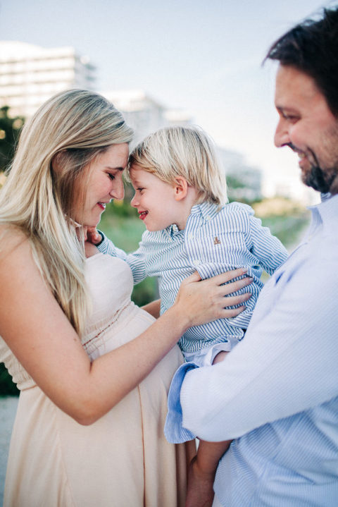 Miamimaternitysessionatthebeach-3-1-683x1024(pp_w480_h719) Children Photography: Tips on photographing Kids